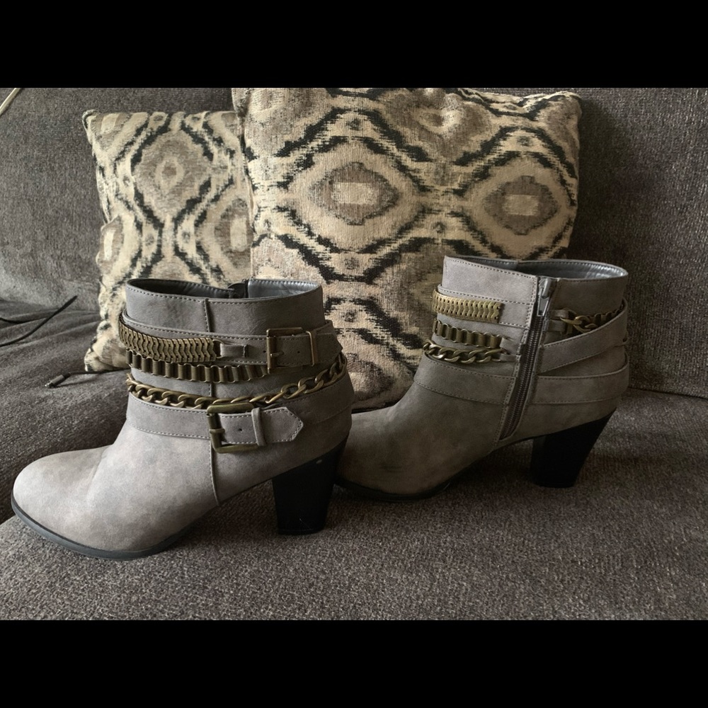 Woman’s Boots